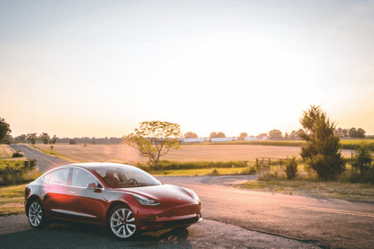 Protection juridique spéciale véhicule électrique : est-ce utile pour votre Tesla ?