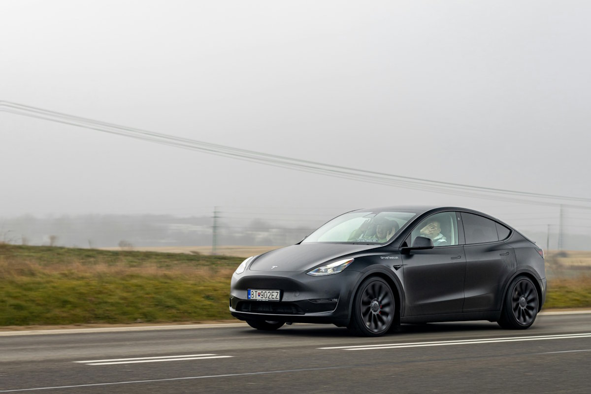 adapter son assurance en cas d’évolution de sa tesla